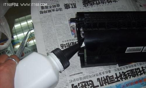 联想打印机硒鼓加粉教程（简单易学）