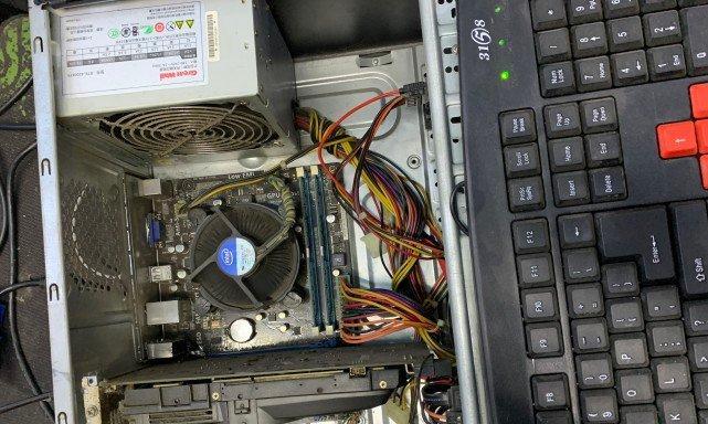 台式电脑黑屏无法启动？硬盘故障修复方法是什么？