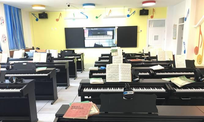 学校教室投影仪的水平如何？选购建议是什么？