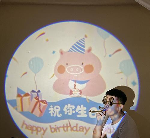 生日投影仪亮灯怎么设置？具体步骤是什么？