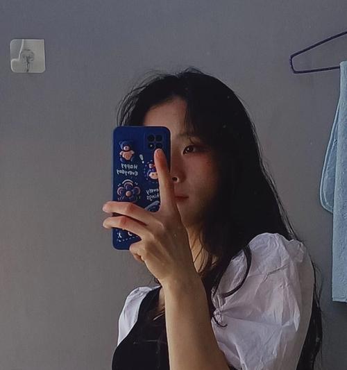 如何用网红手机对镜子拍出好照片？