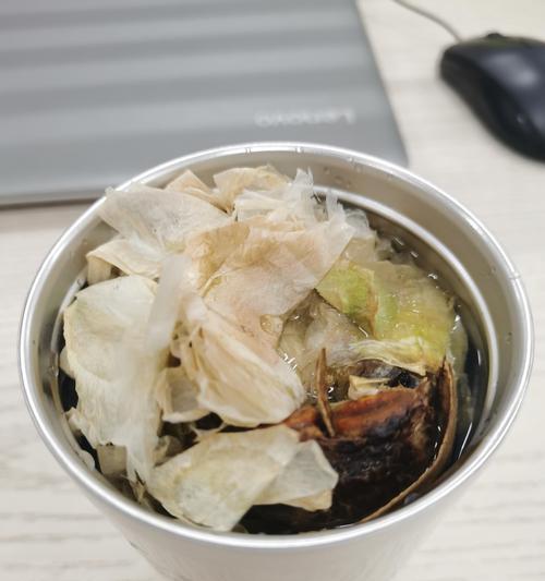 嗓子哑了怎么办吃什么？有效缓解喉咙不适的食物有哪些？