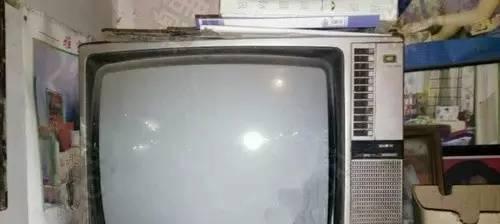 低音炮发出扑扑声是什么原因？如何解决？