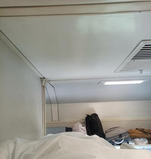卧铺列车充电器使用方法是什么？