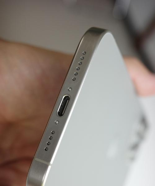 钛质感充电器使用方法是什么？使用时有什么注意事项？