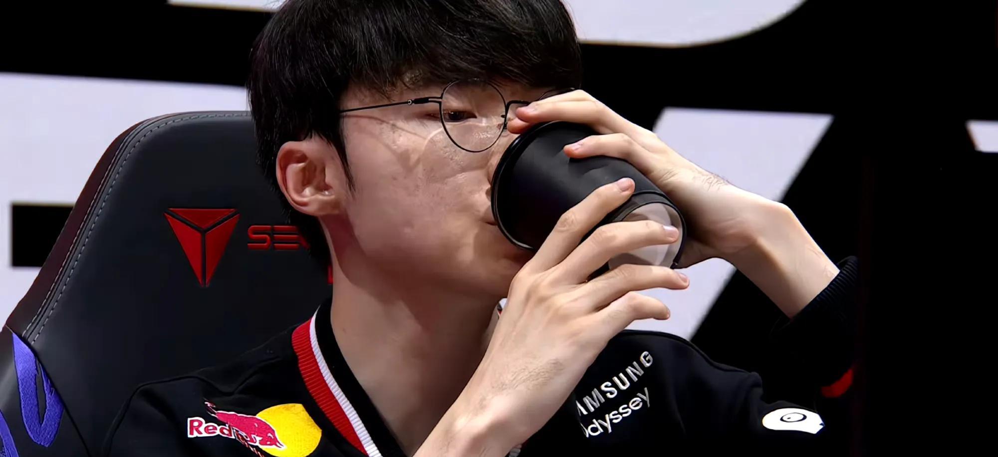 CFO虽败犹荣！T1惊险晋级胜者组，再现绝境Faker！Doran发挥封神