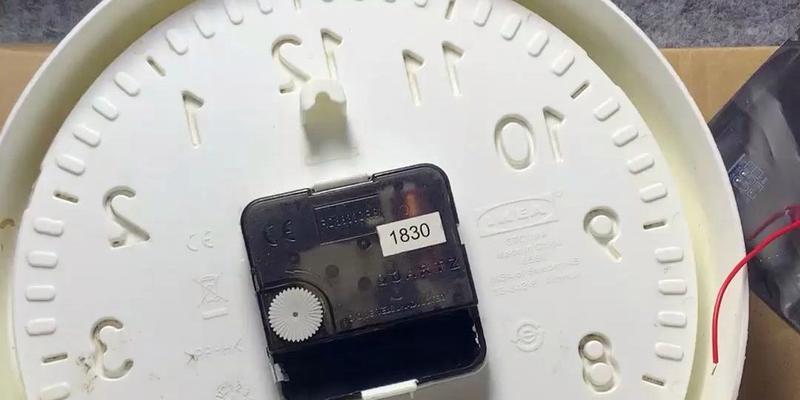 挂钟电池发霉的原因是什么？