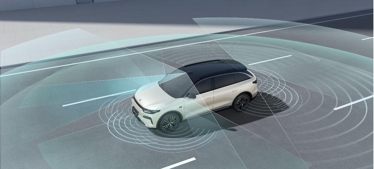 零跑全新 C11 焕新登场，14.98 万元继续领跑新能源 SUV